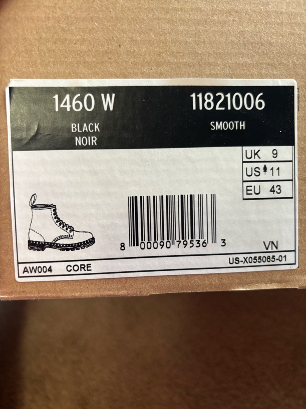 Dr. Martens 1460W Black Nior smooth boots in women’s size 11 - Picture 2 of 7